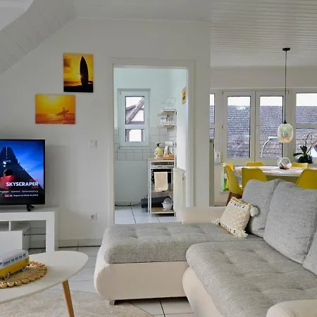アパート Happy Homes Yellow - Dein Stylisches Design-apartment - Wlan - Netflix - Ps5 - P