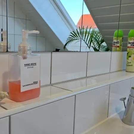 Happy Homes Yellow - Dein Stylisches Design-apartment - Wlan - Netflix - Parkplatz Nidda