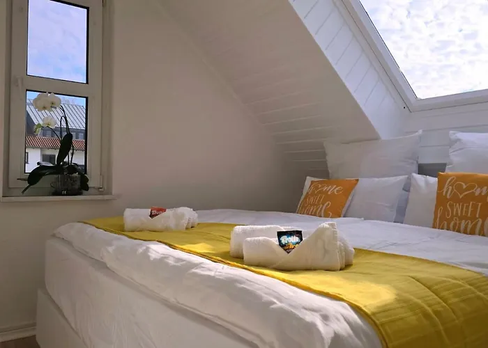 Happy Homes Yellow - Dein Stylisches Design-apartment - Wlan - Netflix - Parkplatz アパート *