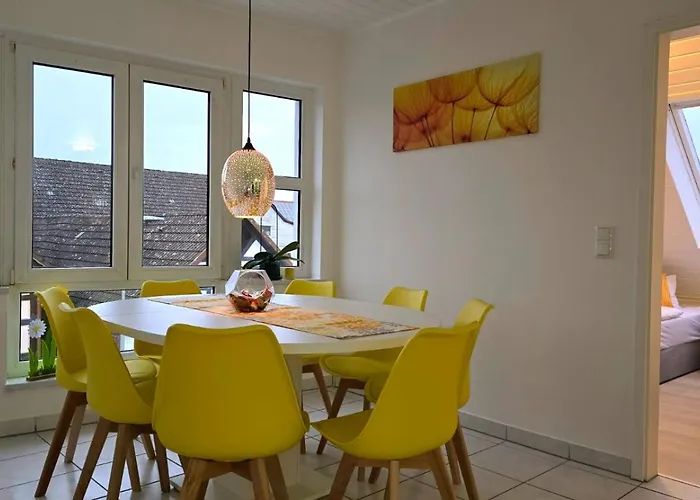 アパート Happy Homes Yellow - Dein Stylisches Design-apartment - Wlan - Netflix - Parkplatz *