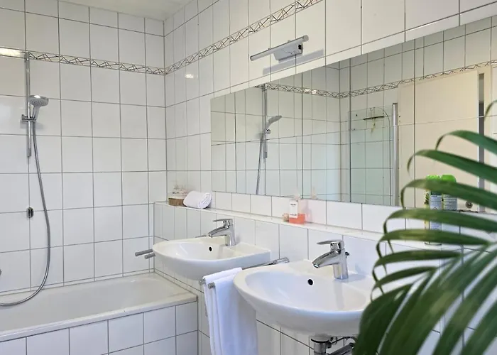 アパート Happy Homes Yellow - Dein Stylisches Design-apartment - Wlan - Netflix - Parkplatz *